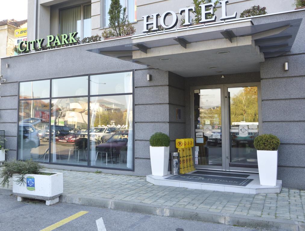 City Park Hotel Skopje Exterior foto